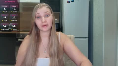 Snapshot of do_u_want_alice chatting on 02-01-26, 04:33 Alice online show from 02-01-26, 04:33