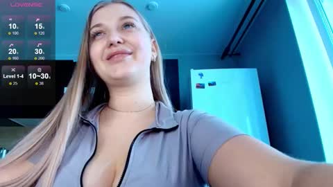 Snapshot of do_u_want_alice chatting on 02-20-26, 06:48 Alice online show from 02-20-26, 06:48