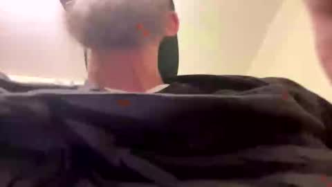 docblovesletters online show from 10-27-25, 10:19