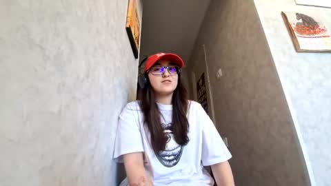 Annie PVT IS OPEN online show from 07-16-26, 11:49