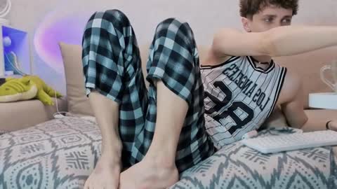 Snapshot of doedeeer chatting on 12-10-24, 12:06 Alex online show from 12-10-24, 12:06