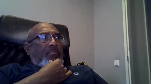 Snapshot of dofrank969 chatting on 05-31-26, 07:26 dofrank969 online show from 05-31-26, 07:26