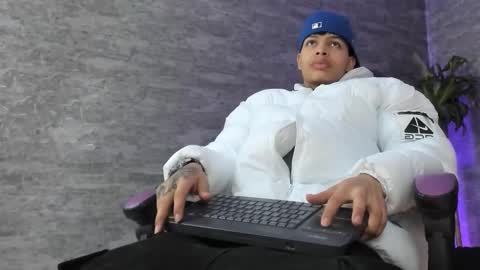 Dogan Renzo online show from 01-12-26, 11:43