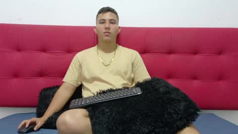 Snapshot of dogerman_01 chatting on 05-16-26, 11:31 01 online show from 05-16-26, 11:31