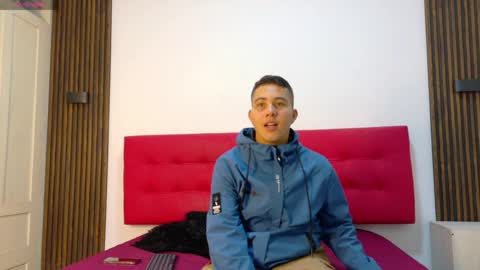 Snapshot of dogerman_01 chatting on 05-25-26, 11:49 01 online show from 05-25-26, 11:49