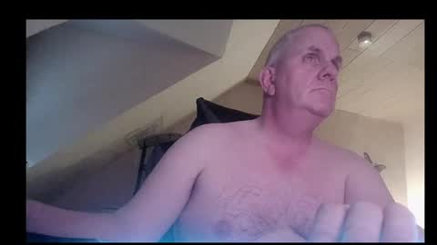doggy2629 online show from 05-22-26, 07:19