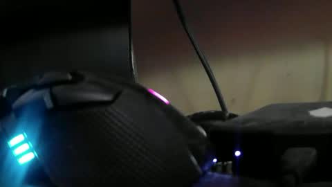 Snapshot of doggyboydon chatting on 09-28-25, 10:42 Lucas online show from 09-28-25, 10:42