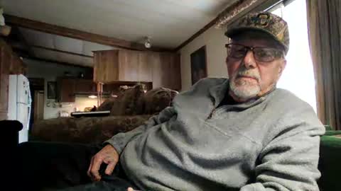 Snapshot of doingmyself69 chatting on 12-18-25, 08:48 doingmyself69 online show from 12-18-25, 08:48