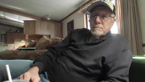 Snapshot of doingmyself69 chatting on 02-16-26, 11:01 doingmyself69 online show from 02-16-26, 11:01