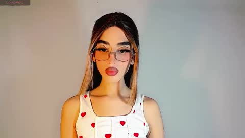 dolarcity760752 online show from 11-19-25, 09:20