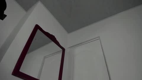 Snapshot of doll10starx chatting on 02-18-25, 10:14 Ludika Santiago online show from 02-18-25, 10:14