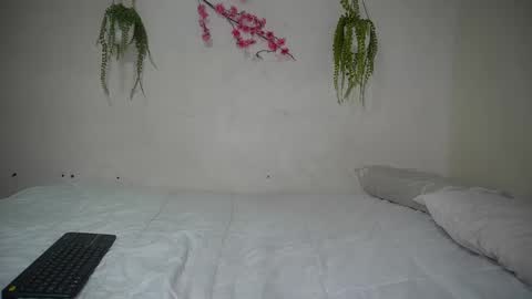 Alice y Ros online show from 11-26-25, 09:27