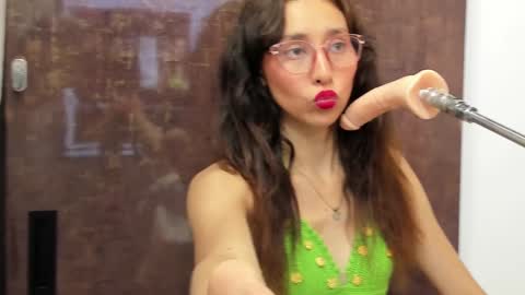 Bella  online show from 02-01-25, 08:16