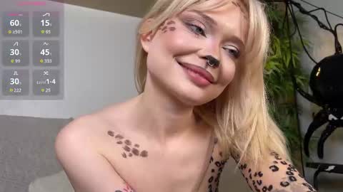 Snapshot of doll_from_venus chatting on 10-31-25, 03:35 Dorothy Mayfield online show from 10-31-25, 03:35