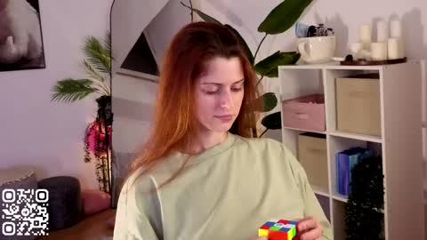 Your doll Lesli online show from 04-19-26, 06:10