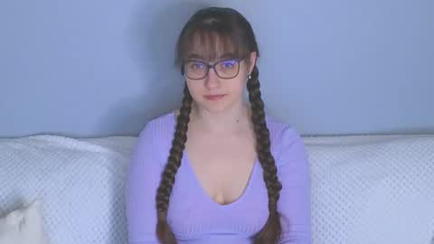 Snapshot of doll_tessa chatting on 03-04-26, 04:35 Tessa online show from 03-04-26, 04:35