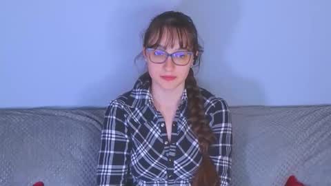 Tessa online show from 06-01-26, 03:03