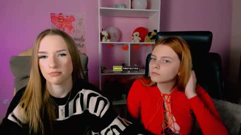 Snapshot of doll_vey chatting on 02-26-25, 04:24 doll_vey online show from 02-26-25, 04:24