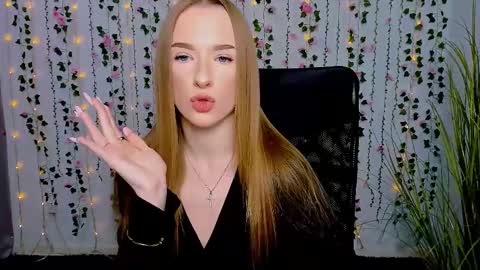 Snapshot of doll_vey chatting on 03-07-25, 12:34 doll_vey online show from 03-07-25, 12:34