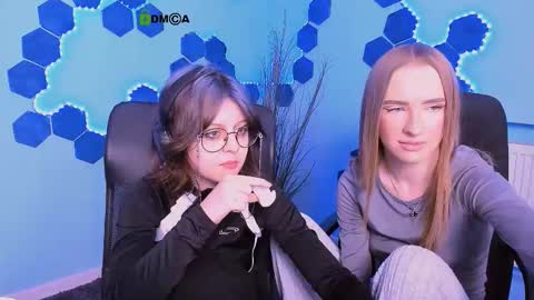 Snapshot of doll_vey chatting on 01-11-26, 08:03 doll_vey online show from 01-11-26, 08:03