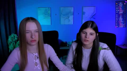 Snapshot of doll_vey chatting on 02-17-26, 08:26 doll_vey online show from 02-17-26, 08:26