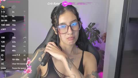 Snapshot of doll_waif chatting on 12-19-25, 12:28 veronica Independent model online show from 12-19-25, 12:28