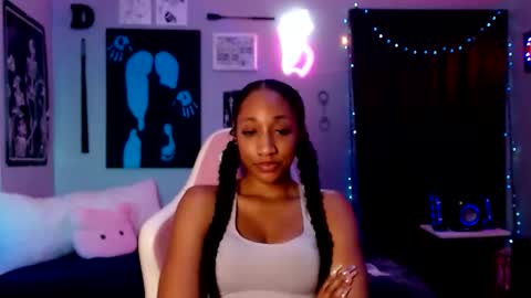 Snapshot of dollfacebeauty_x chatting on 03-29-26, 02:22 Princess DollfaceBeauty online show from 03-29-26, 02:22