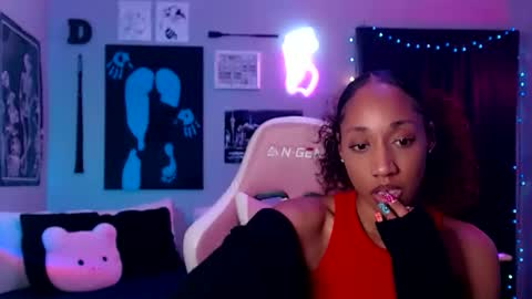 Snapshot of dollfacebeauty_x chatting on 05-16-26, 02:52 Princess DollfaceBeauty online show from 05-16-26, 02:52