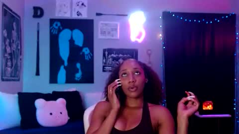 Snapshot of dollfacebeauty_x chatting on 06-08-26, 01:28 Princess DollfaceBeauty online show from 06-08-26, 01:28