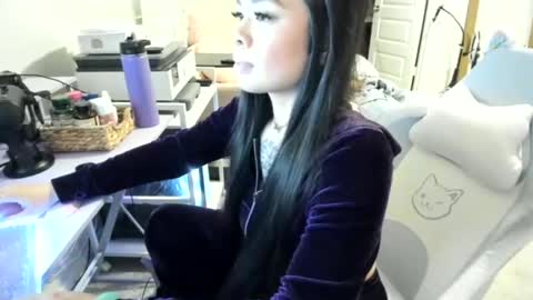 DOLLLFACE online show from 03-07-26, 02:08