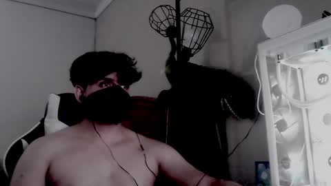 Snapshot of dollmask chatting on 01-24-25, 10:19 dollmask online show from 01-24-25, 10:19