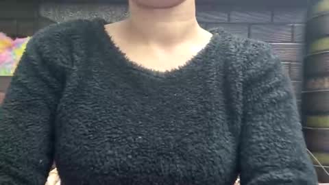 dollmeenu online show from 11-16-25, 05:07