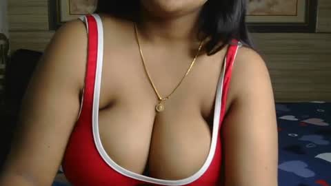 Snapshot of dolly_2 chatting on 02-15-25, 07:49 dolly_2 online show from 02-15-25, 07:49
