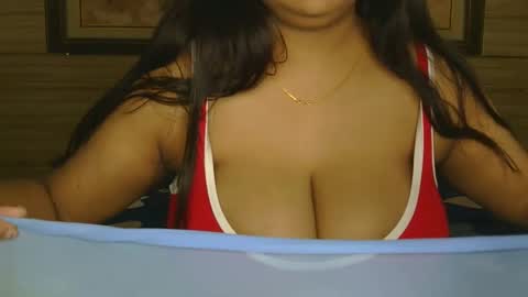 Snapshot of dolly_2 chatting on 02-19-25, 05:27 dolly_2 online show from 02-19-25, 05:27