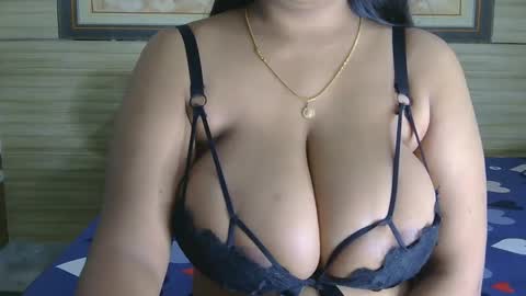 Snapshot of dolly_2 chatting on 02-23-25, 04:50 dolly_2 online show from 02-23-25, 04:50