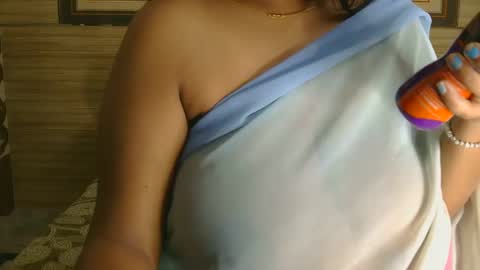 Snapshot of dolly_2 chatting on 02-25-25, 10:26 dolly_2 online show from 02-25-25, 10:26