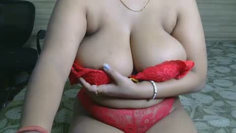 Snapshot of dolly_2 chatting on 03-02-25, 10:35 dolly_2 online show from 03-02-25, 10:35