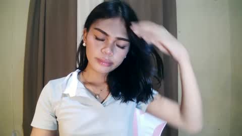 Snapshot of dolly_angel2 chatting on 12-29-24, 10:56 dolly_angel2 online show from 12-29-24, 10:56