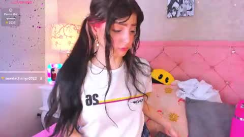 Snapshot of dolly_kitter chatting on 06-23-26, 01:53 dolly_kitter online show from 06-23-26, 01:53