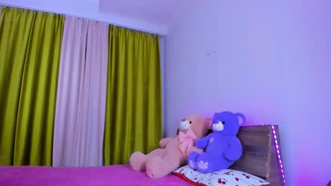 Dollya online show from 09-27-25, 12:54