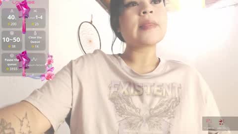 Snapshot of dollysweet666 chatting on 05-26-26, 12:39 dollysweet666 online show from 05-26-26, 12:39