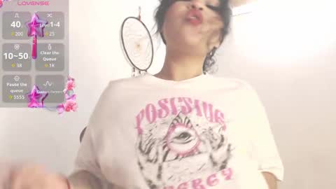 Snapshot of dollysweet666 chatting on 05-29-26, 01:47 dollysweet666 online show from 05-29-26, 01:47