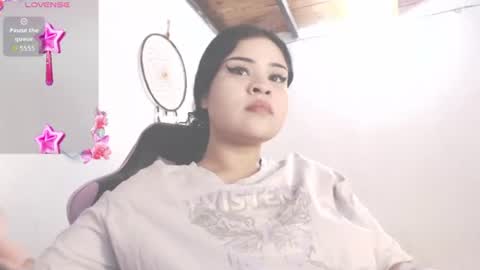 Snapshot of dollysweet666 chatting on 07-19-26, 08:34 dollysweet666 online show from 07-19-26, 08:34