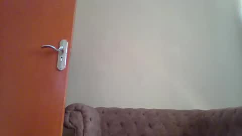 Snapshot of dollyvee chatting on 06-07-26, 11:47 dollyvee online show from 06-07-26, 11:47