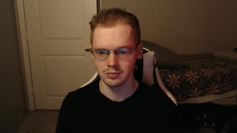 Snapshot of doloresman chatting on 02-25-25, 08:58 doloresman online show from 02-25-25, 08:58