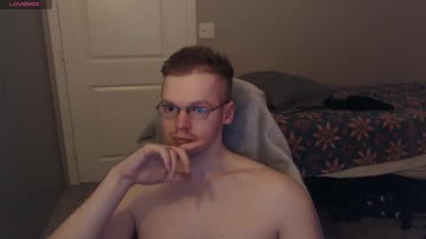 Snapshot of doloresman chatting on 03-11-25, 06:08 doloresman online show from 03-11-25, 06:08