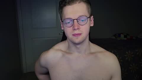 Snapshot of doloresman chatting on 02-10-26, 06:12 doloresman online show from 02-10-26, 06:12