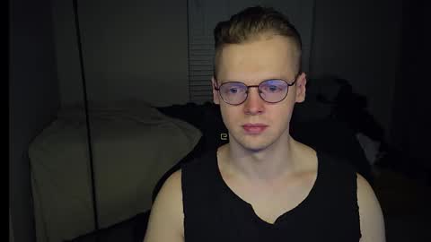 Snapshot of doloresman chatting on 03-08-26, 01:58 doloresman online show from 03-08-26, 01:58