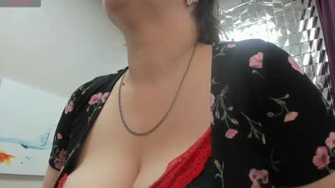 DoloresSea online show from 02-16-25, 05:15