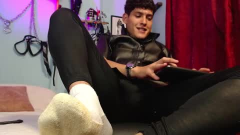 Diego Castell online show from 11-20-25, 09:36